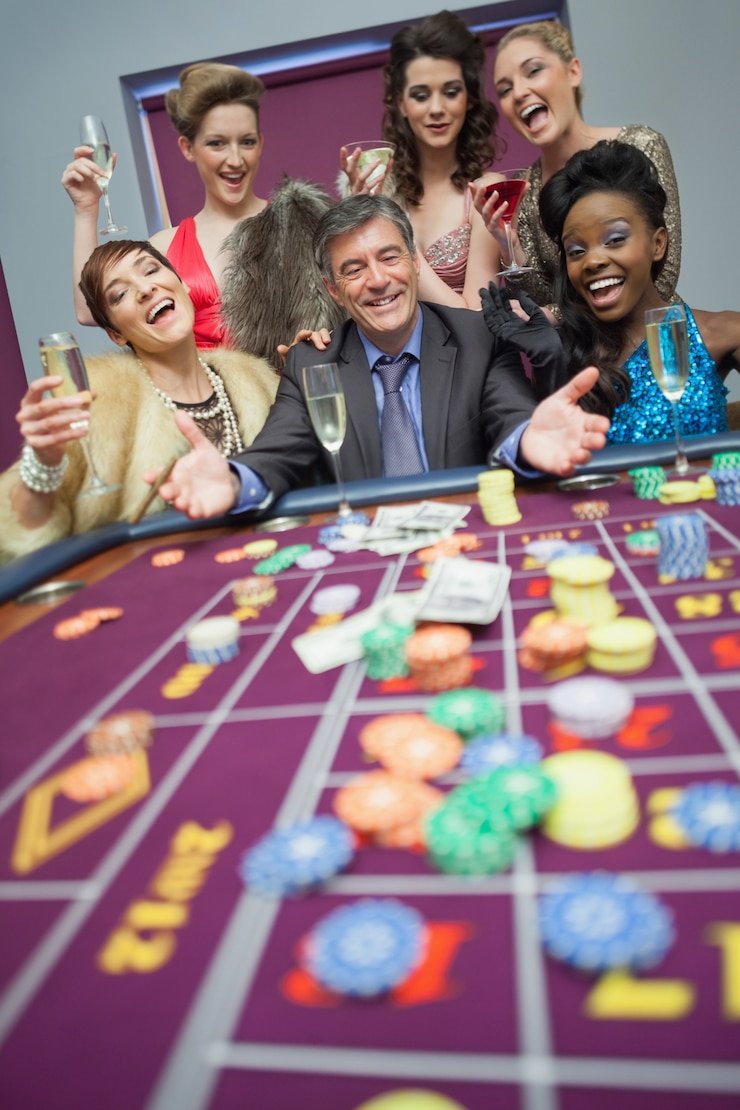 ডেটা সুরক্ষা ও তথ্য ব্যবস্থাপনার চিত্র